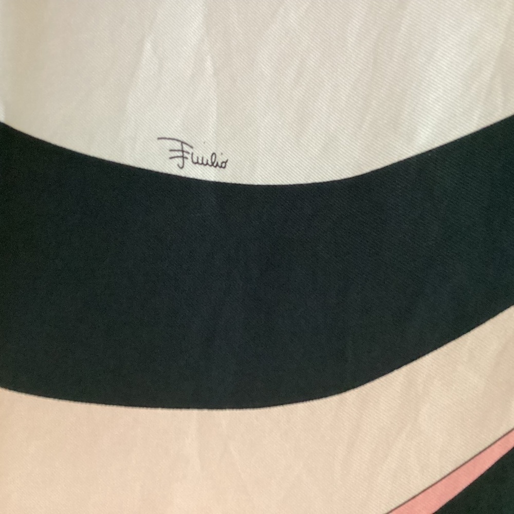 Emilio Pucci Large 100% Silk Square Scarf Abstract Pattern Box Included Gorgeous - Picture 2 of 11